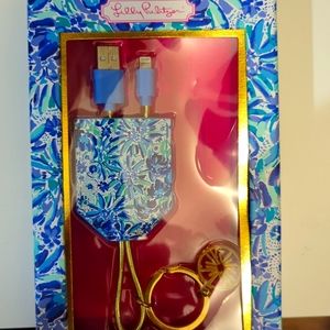 Lilly pultizer iphone charger High Manetenance